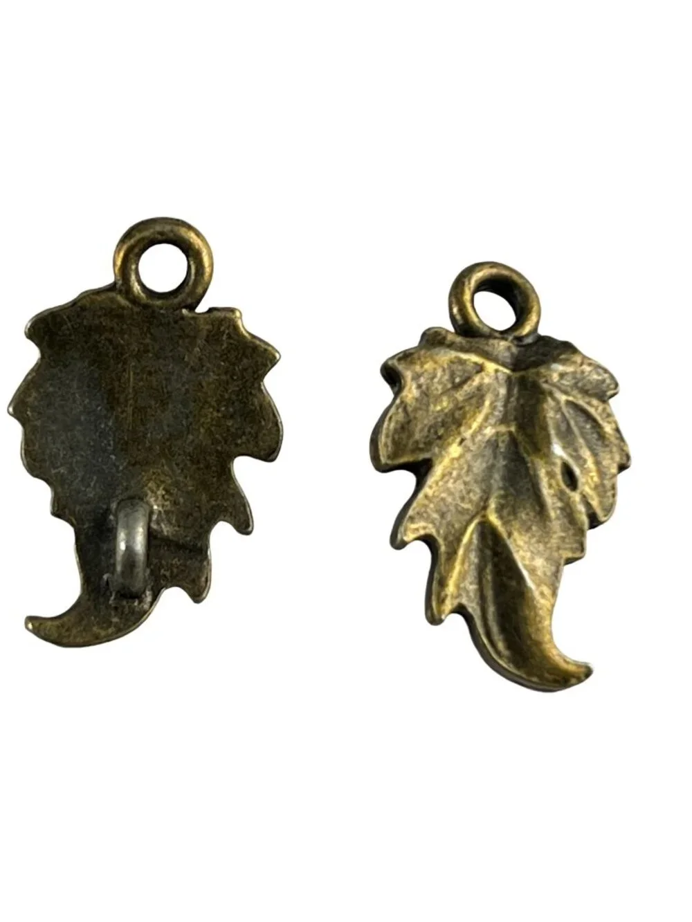20 Leaf Connectors Vintage Style Antique Bronze - Jewelry Making Craft Findings